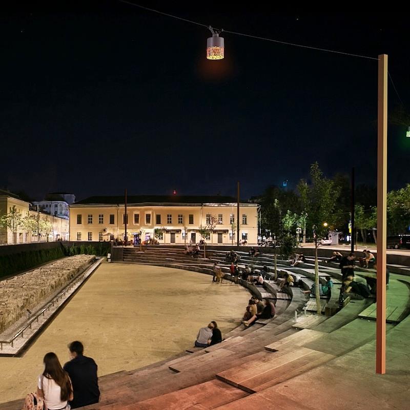 Skapa stämning och god belysning i staden med ENZO!