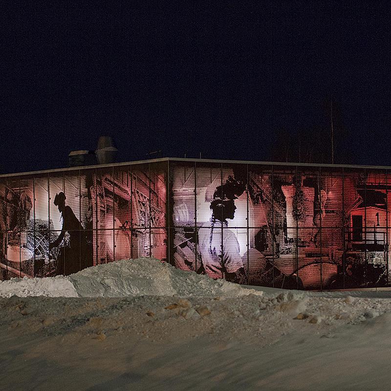 Pumpstation P40 Hyttan med inspirerad fasadbelysning