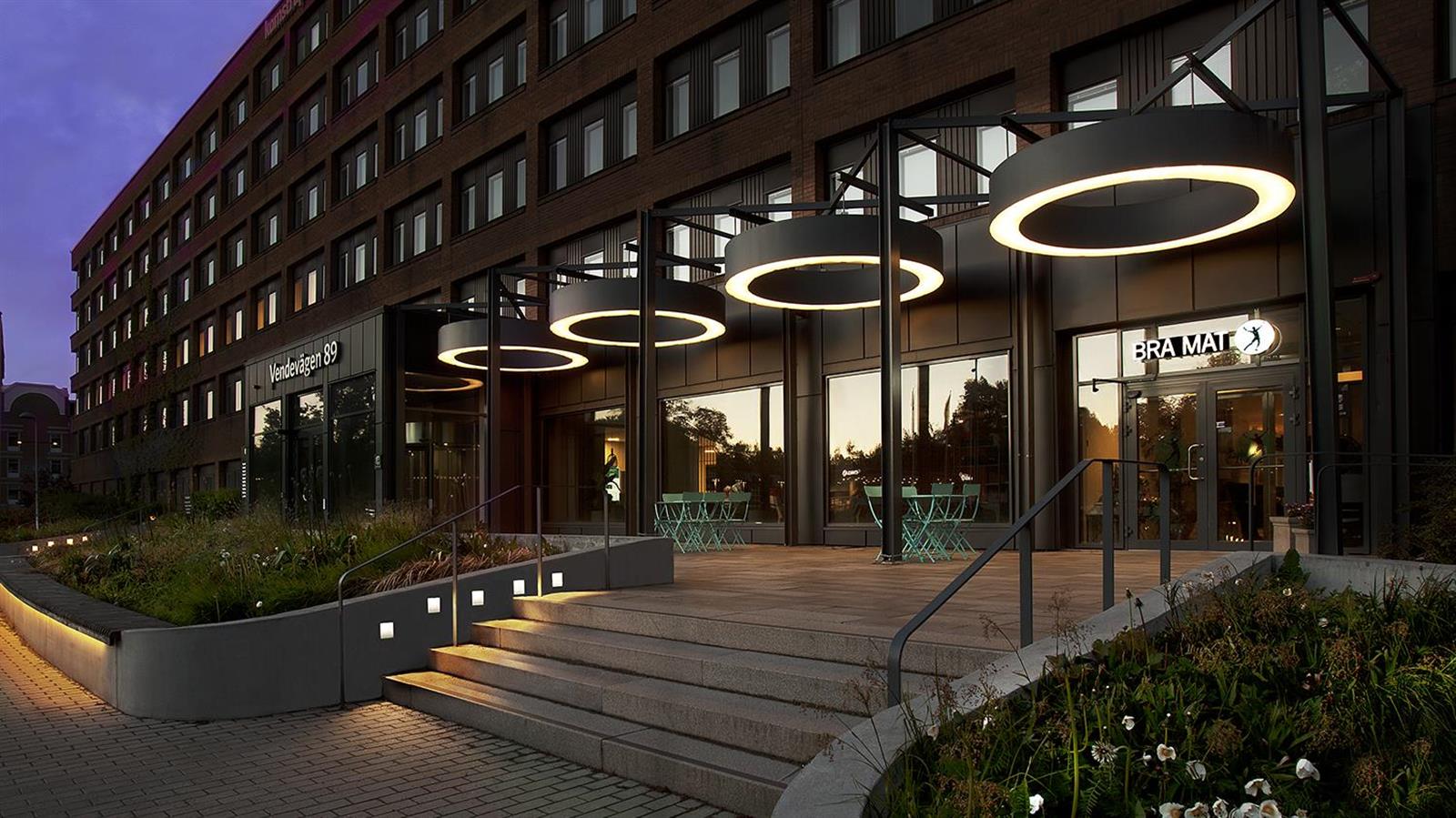 Gigantiska ljusringar i Danderyd